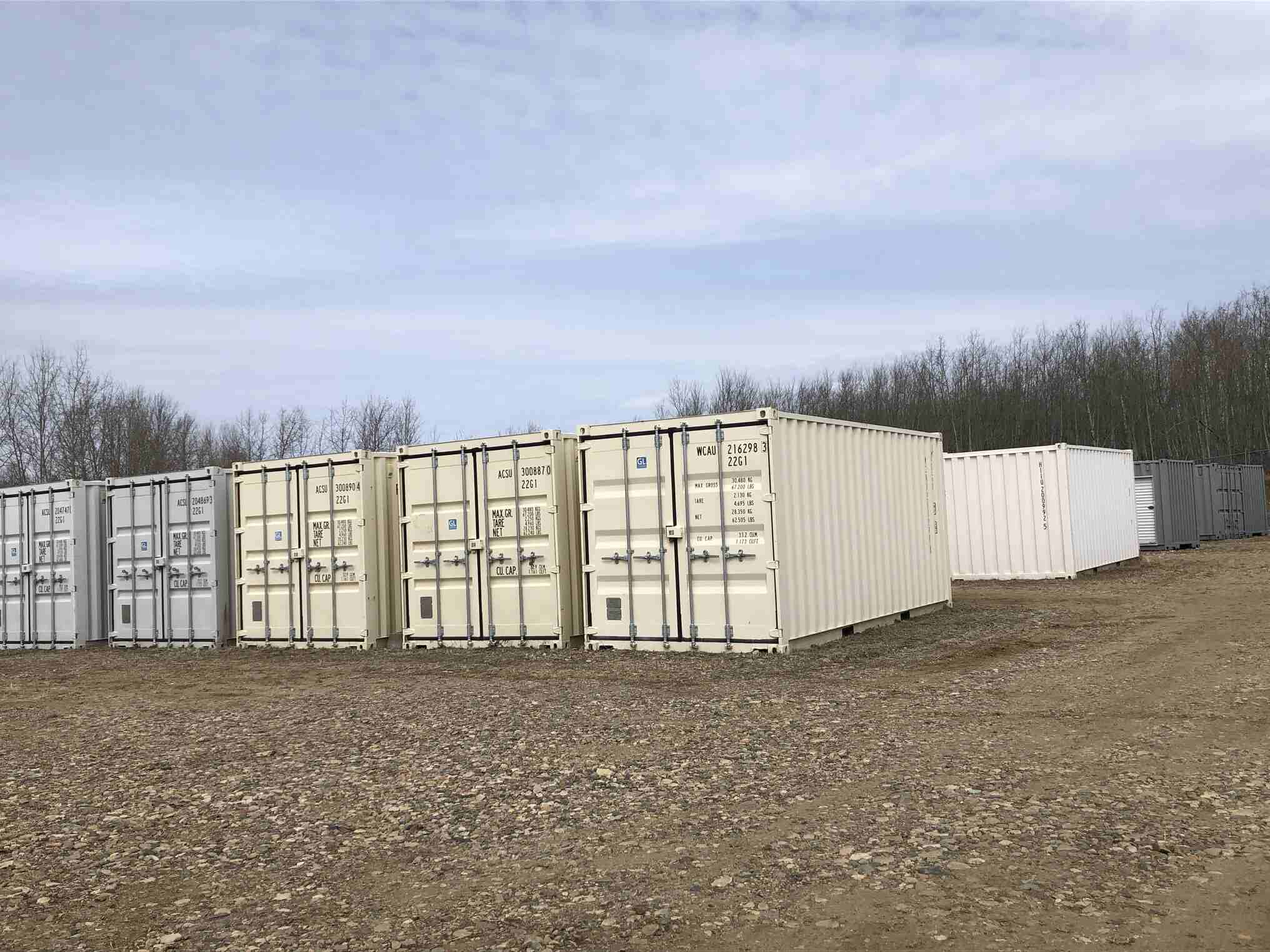 6x8 storage units in Lac La Biche.